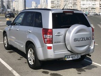 Suzuki Grand Vitara 2.0 AT